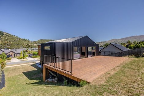 Photo of property in 41 Mount Linton Avenue, Wanaka, 9305