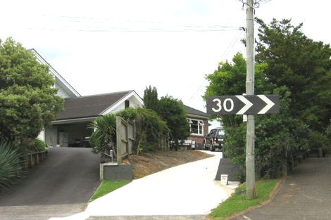 Photo of property in 23 Sylvan Avenue, Northcote, Auckland, 0627
