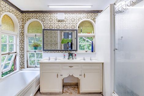 Photo of property in 151 Powderham Street, New Plymouth, 4310