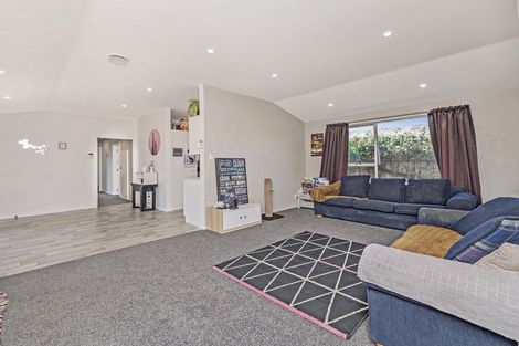 Photo of property in 11 Bayswater Crescent, Bromley, Christchurch, 8062