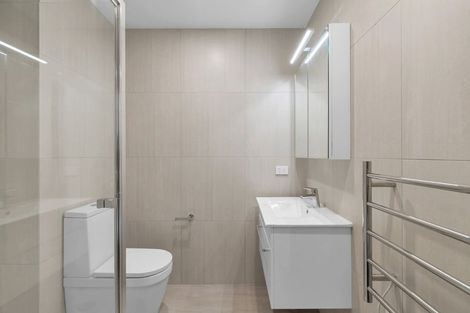 Photo of property in 205/2 Ko Street, Northcote, Auckland, 0627