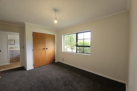 Photo of property in 3 Mclellan Street, Tawa, Wellington, 5028