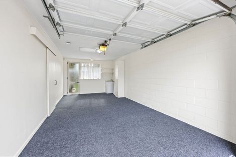 Photo of property in 14 Fernbrook Close, Burswood, Auckland, 2013
