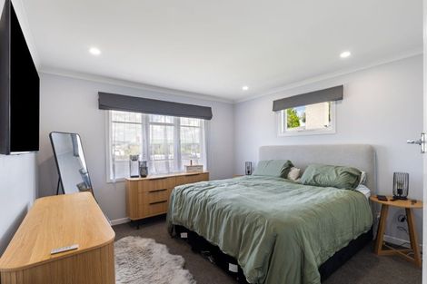 Photo of property in 25 Battersea Place, Roslyn, Palmerston North, 4414