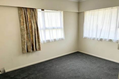 Photo of property in 144 Prince Regent Drive, Half Moon Bay, Auckland, 2012