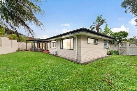 Photo of property in 55 Meadowvale Avenue, Forrest Hill, Auckland, 0620