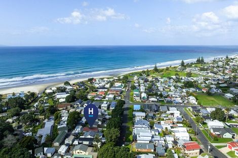 Photo of property in 34 Ocean View Road, Waihi Beach, 3611