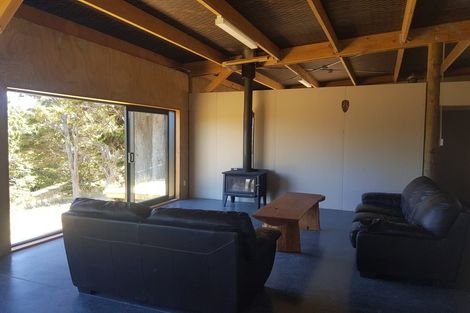 Photo of property in 205 Central Road, Mareretu, Paparoa, 0571