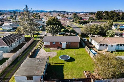 Photo of property in 11 Tasman Street, Pukekohe, 2120