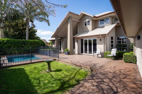 Photo of property in 5 Cooper Crescent, Cambridge, 3434