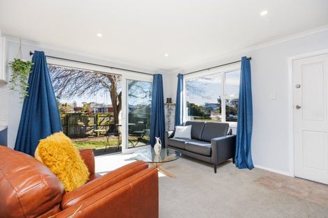 Photo of property in 2 Lockhart Avenue, Milson, Palmerston North, 4414