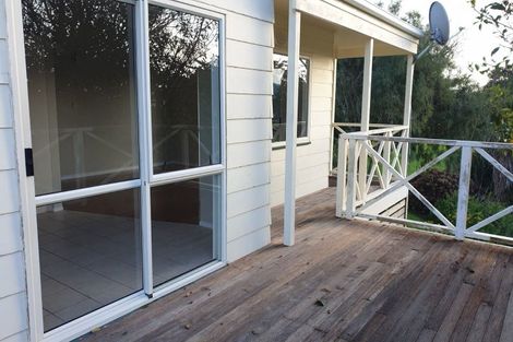 Photo of property in 376 Mangakura Road, Helensville, 0875