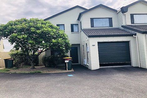 Photo of property in 17/18 Alicante Avenue, Hillpark, Auckland, 2102