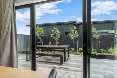 Photo of property in 37 William Gilbert Drive, Mangawhai, 0505