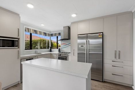 Photo of property in 25 Charnwood Crescent, Bishopdale, Christchurch, 8051