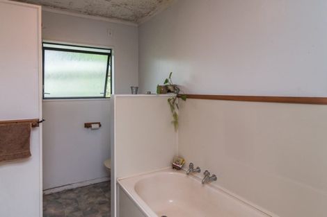 Photo of property in 140 Arawhata Road, Paraparaumu, 5032