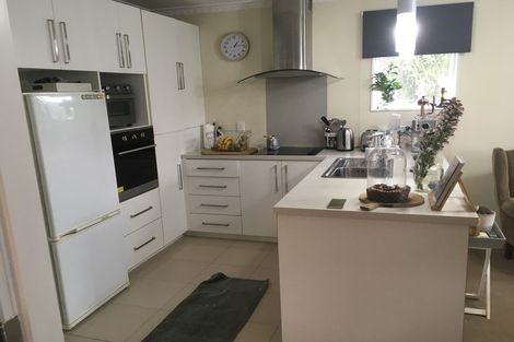 Photo of property in 118 Brookside Terrace, Bryndwr, Christchurch, 8053