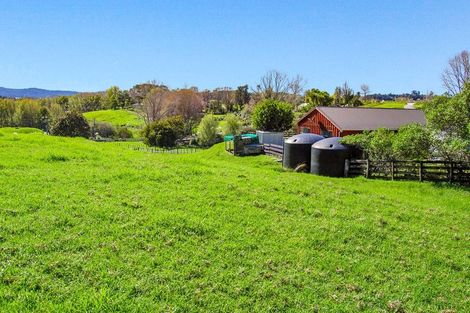 Photo of property in 82 Settlement Road, Kaiwaka, 0573