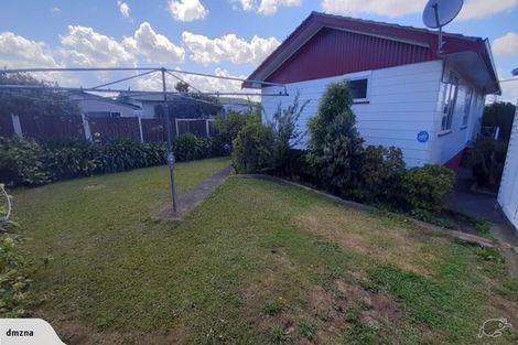 Photo of property in 55 Casuarina Road, Half Moon Bay, Auckland, 2012