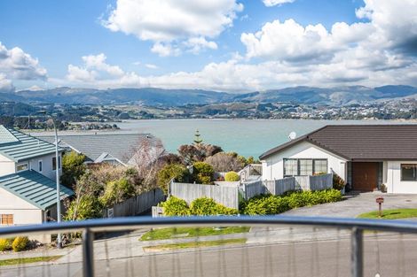 Photo of property in 3 Pendennis Point, Camborne, Porirua, 5026