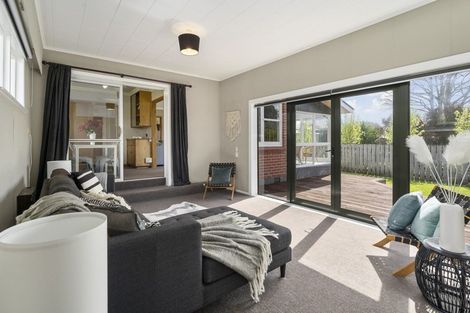 Photo of property in 423 Carrington Street, Upper Vogeltown, New Plymouth, 4310