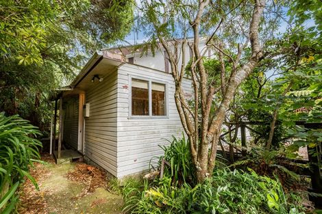 Photo of property in 214a Waddington Drive, Naenae, Lower Hutt, 5011