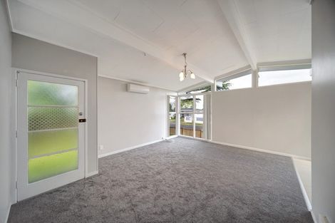 Photo of property in 4 Walden Place, Mangere East, Auckland, 2024