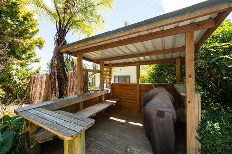 Photo of property in 2090 Moutere Highway, Upper Moutere, 7175