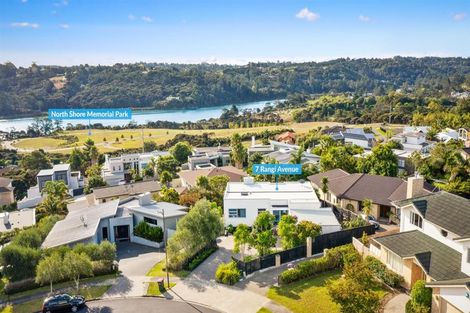 Photo of property in 7 Rangi Avenue, Schnapper Rock, Auckland, 0632