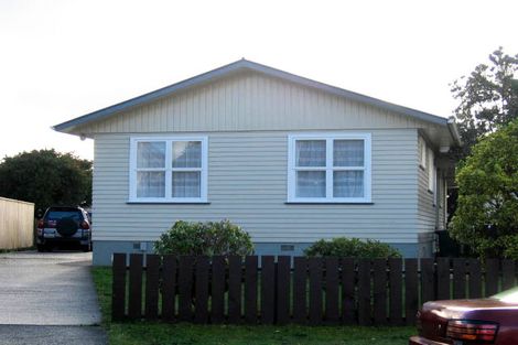 Photo of property in 39 Walton Road, Paraparaumu Beach, Paraparaumu, 5032
