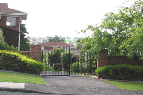 Photo of property in 1/42 Widmore Drive, Massey, Auckland, 0614