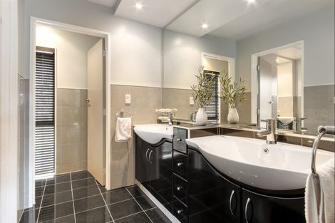 Photo of property in 17 Cedar Road, Te Awanga, 4102