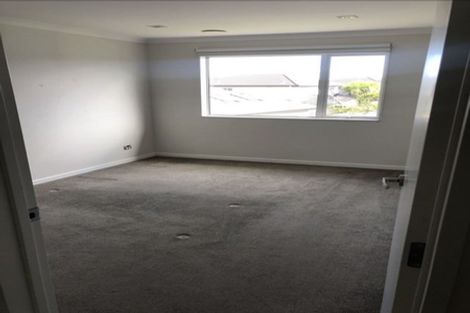 Photo of property in 21a Stamford Crescent, Flat Bush, Auckland, 2019