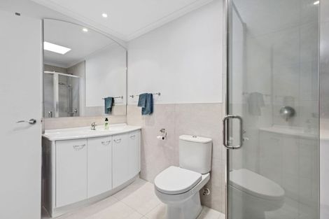 Photo of property in 12/19 Victoria Road, Mount Maunganui, 3116
