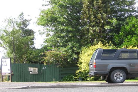 Photo of property in 21 Sunset Road, Totara Vale, Auckland, 0632