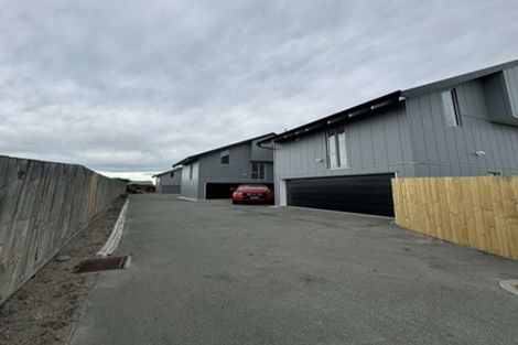 Photo of property in 3/246 Marine Parade, New Brighton, Christchurch, 8061