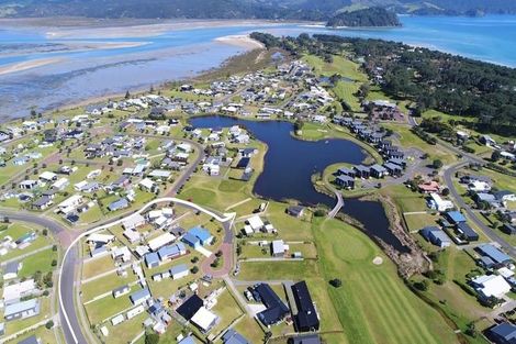 Photo of property in 105 Mahoe Place, Matarangi, Whitianga, 3592