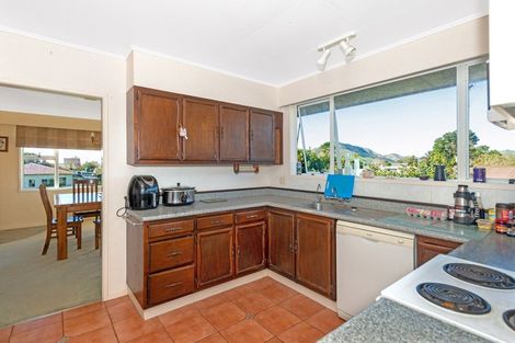 Photo of property in 12 Banks Street, Tolaga Bay, 4077