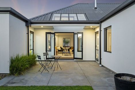 Photo of property in 1 Allard Street, Edgeware, Christchurch, 8013