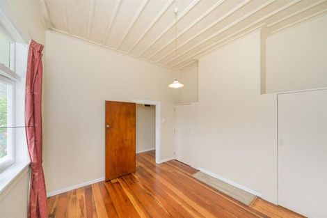 Photo of property in 14 Blackwell Street, Marton, 4710