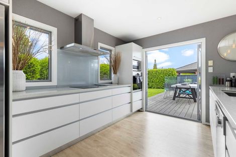 Photo of property in 10 Amokura Crescent, Flagstaff, Hamilton, 3210