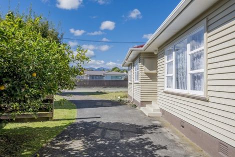 Photo of property in 16 Marsden Street, Levin, 5510