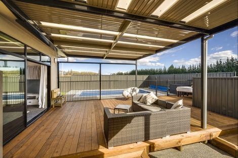 Photo of property in 61 Johns Road, Jervoistown, Napier, 4112