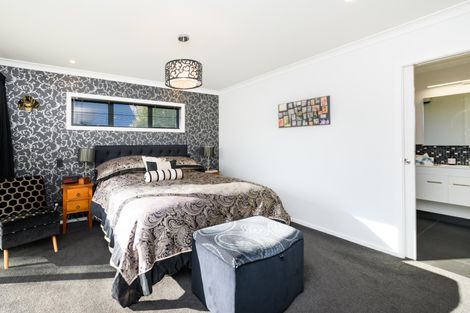 Photo of property in 5 Monarch Drive, Ashhurst, 4810