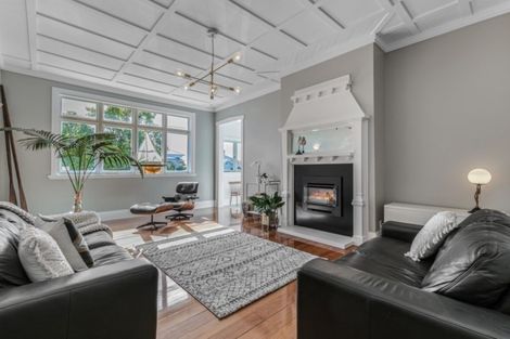 Photo of property in 39 Allenby Avenue, Devonport, Auckland, 0624