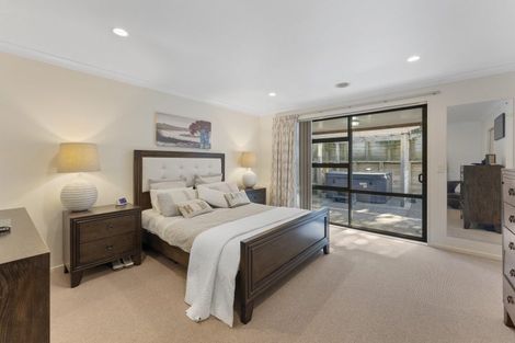 Photo of property in 2 Ormrod Grove, Riverstone Terraces, Upper Hutt, 5018