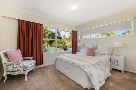Photo of property in 11 Grassmere Road, Henderson Valley, Auckland, 0612