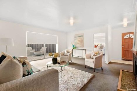 Photo of property in 70 Fisher Parade, Sunnyhills, Auckland, 2010