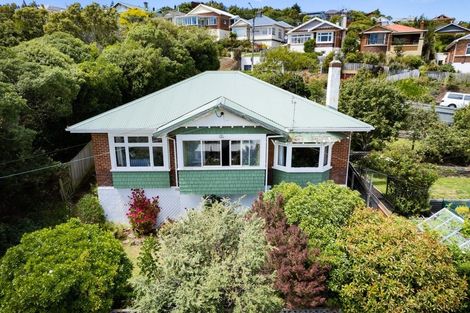Photo of property in 3 Highcliff Road, Andersons Bay, Dunedin, 9013