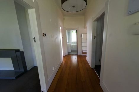 Photo of property in 189 Titirangi Road, Titirangi, Auckland, 0604